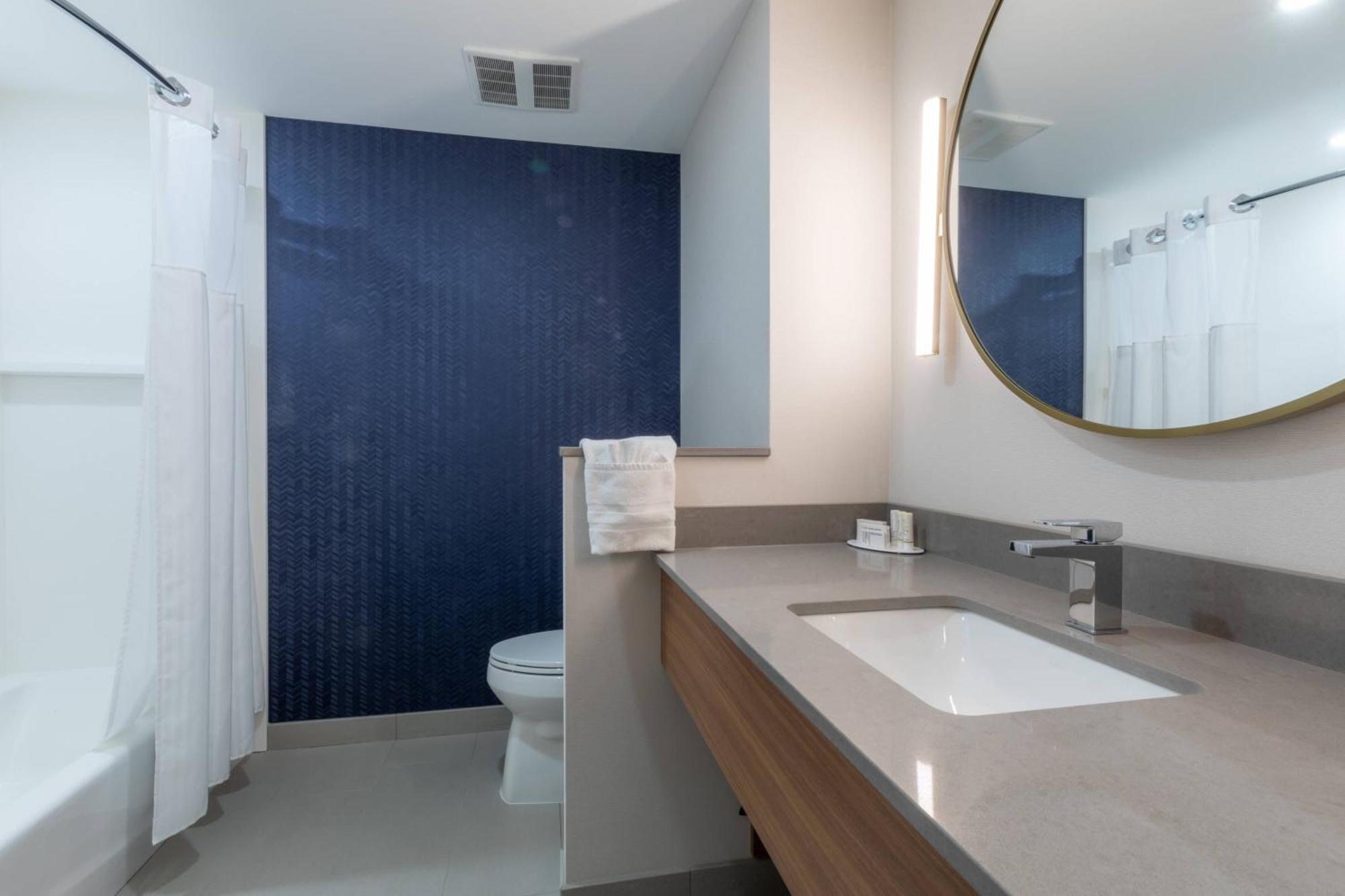 Fairfield Inn & Suites By Marriott Salmon Arm Εξωτερικό φωτογραφία